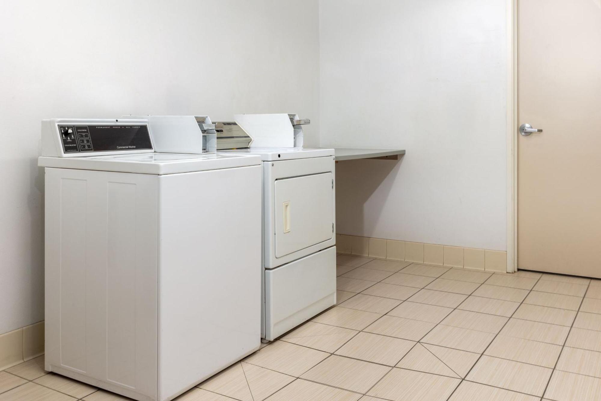 Springhill Suites By Marriott Sacramento Роузвил Екстериор снимка